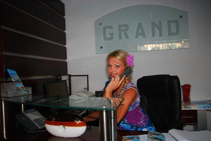 Hotel Grand Saranda Екстериор снимка